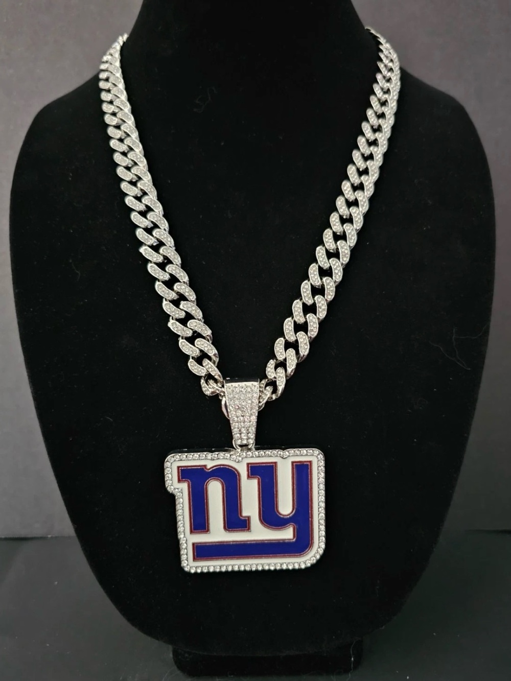NFL New York Giants 18 Inch Bling Necklace Pendant Chain Link Football‎ Jewelry
